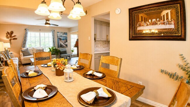 Building Photo - 20434 Blue Juniper Dr