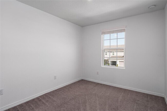 Building Photo - 6345 Willowside St