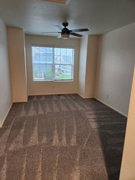 Building Photo - 3207 Meadow Gate Dr