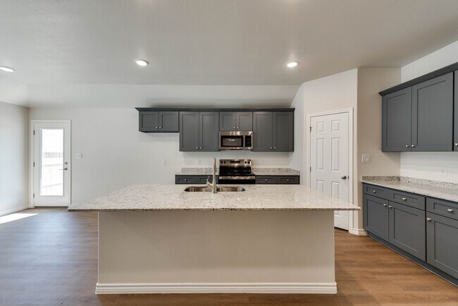 Building Photo - Modern New Construction in the Heart of the Lee High District