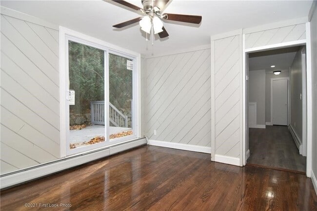 Building Photo - 135 Randolph Ave