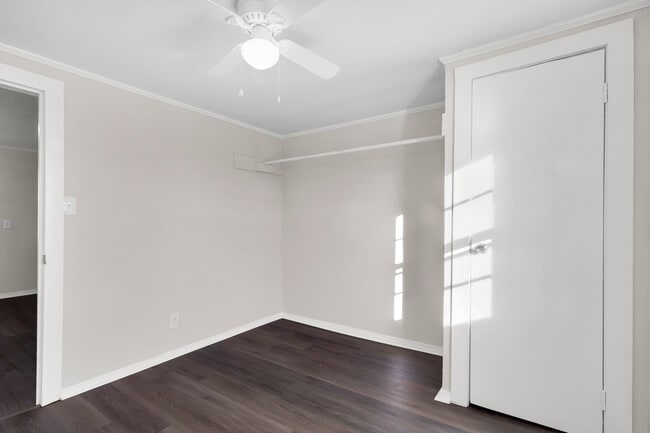 Building Photo - 211 Lawson St