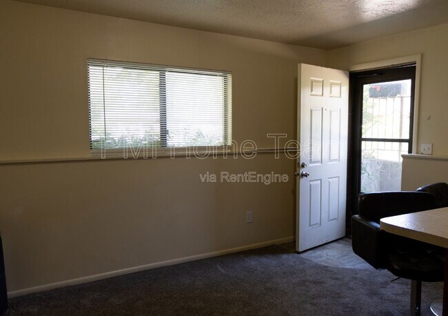 Building Photo - 1420 Liberty Ave