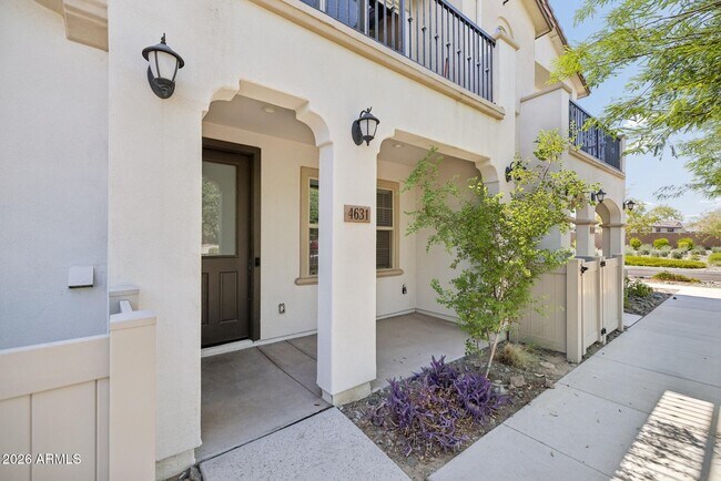 Building Photo - 4631 S Element