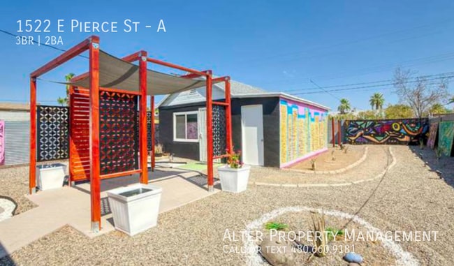 Building Photo - 1522 E Pierce St