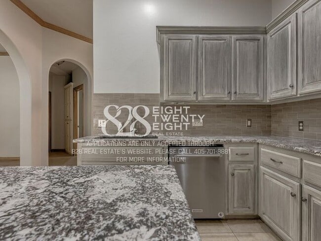 Building Photo - Stunning 3 Bed/3 Bath Home in Auburn Meadows Gated Community