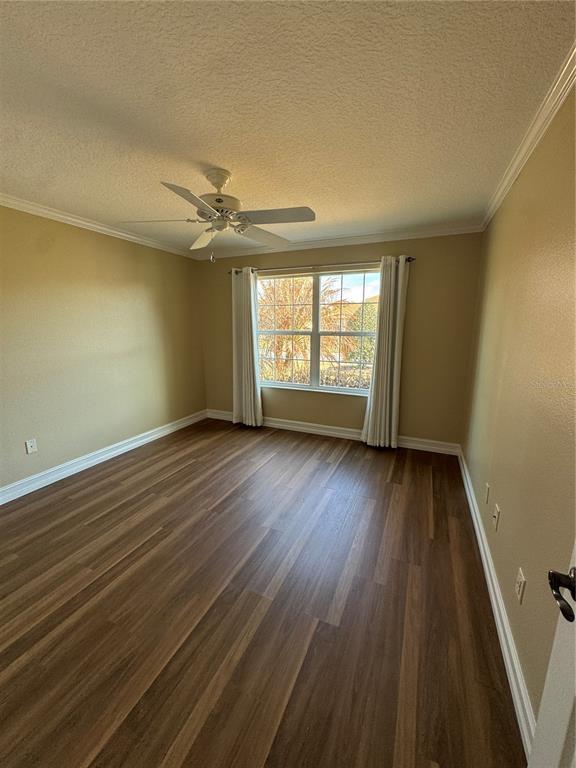 Building Photo - 1109 Alcove Loop