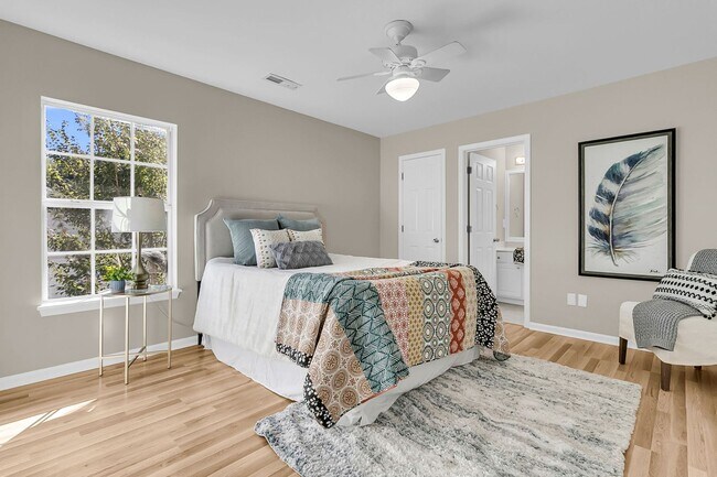 Building Photo - 5204 Carlisle Ct