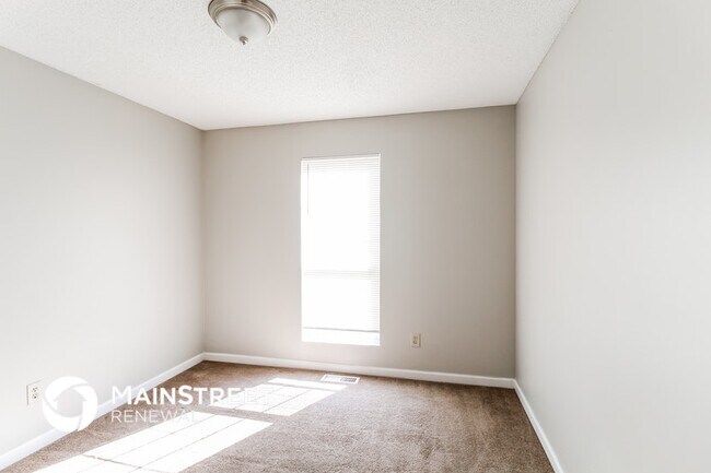 Building Photo - 4809 Shallow Farm Dr NE