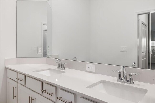 Building Photo - 19015 Scallop Lp