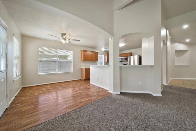 Building Photo - 14622 Palos Park Dr