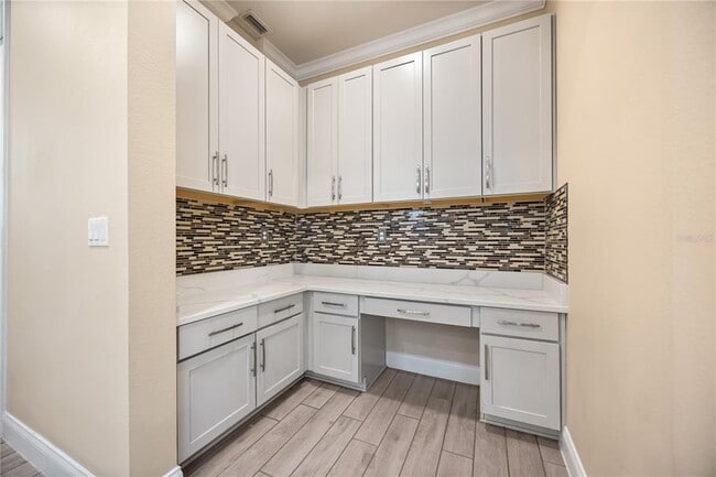 Building Photo - 8348 Vivaro Isle Way