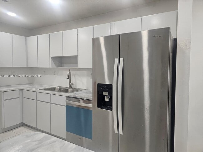 Building Photo - 14203 SW 54th St