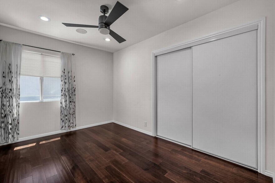 Guest room - 7741 Goddard Ave