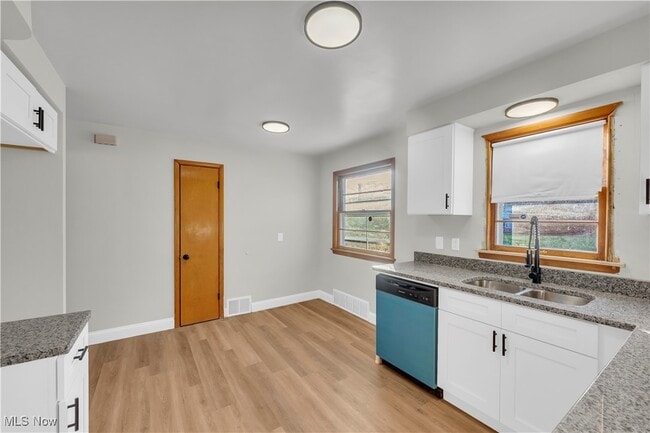 Building Photo - 20870 Wilmore Ave