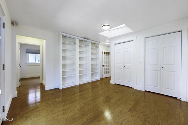 Building Photo - 1845 Las Lunas St
