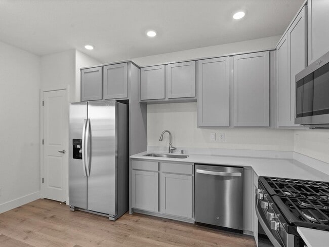 Building Photo - The Magnolia - 4 Bedroom, 2.5 Bath single ...