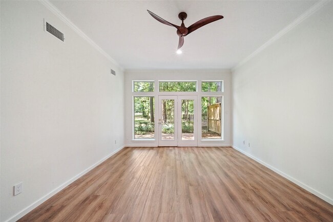 Building Photo - 38 N Castlegreen Cir