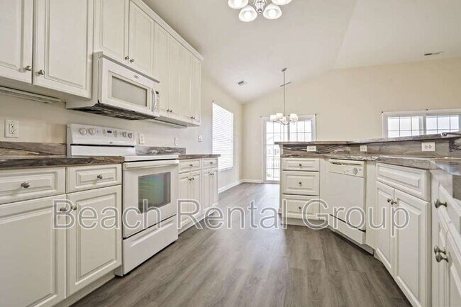 Building Photo - 3096 Rockwater Cir