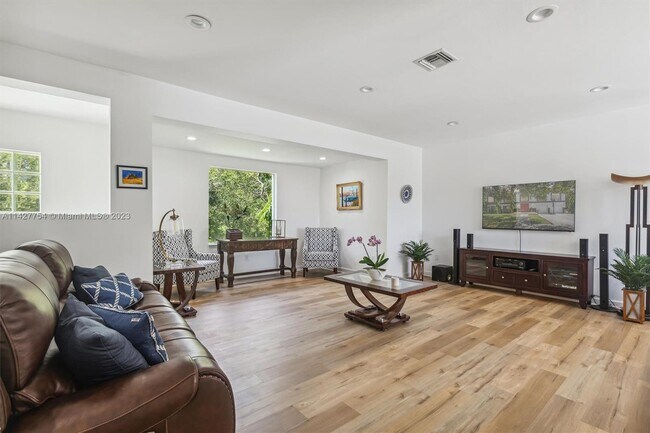 Building Photo - 6300 SW 144th St