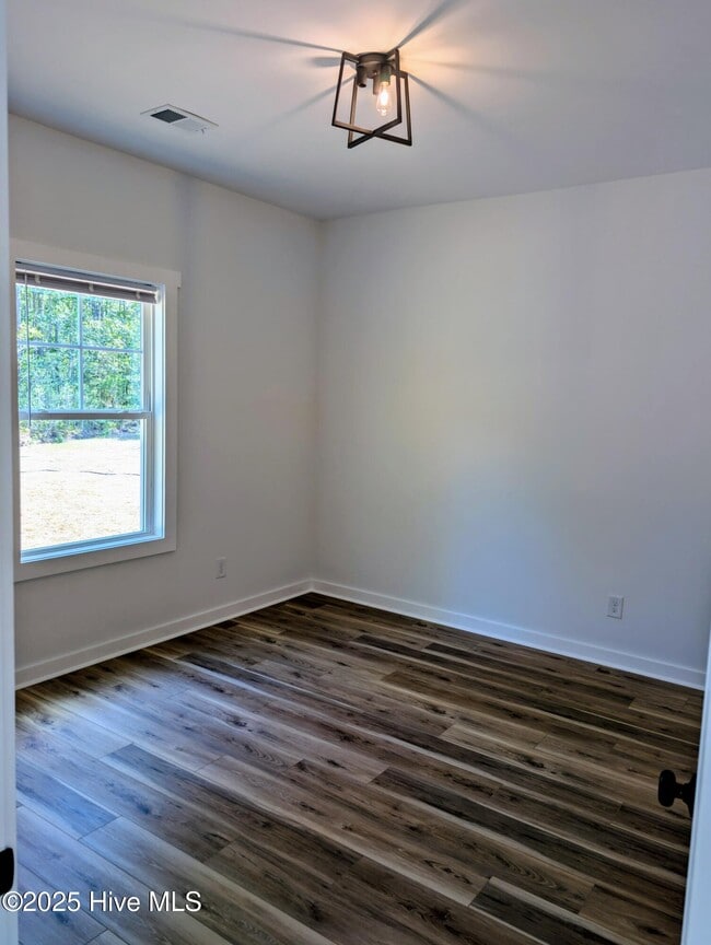 Building Photo - 841 Greenwood Ct