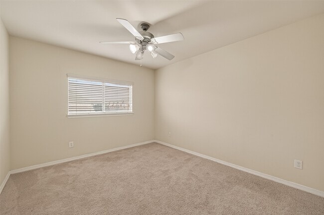 Building Photo - 8908 Clovermist Dr