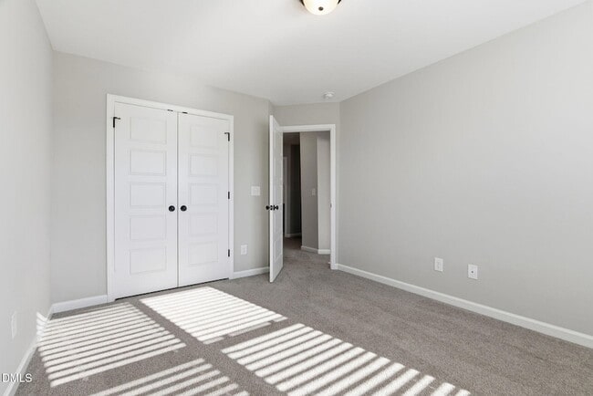 Building Photo - 759 Putney Hl Rd