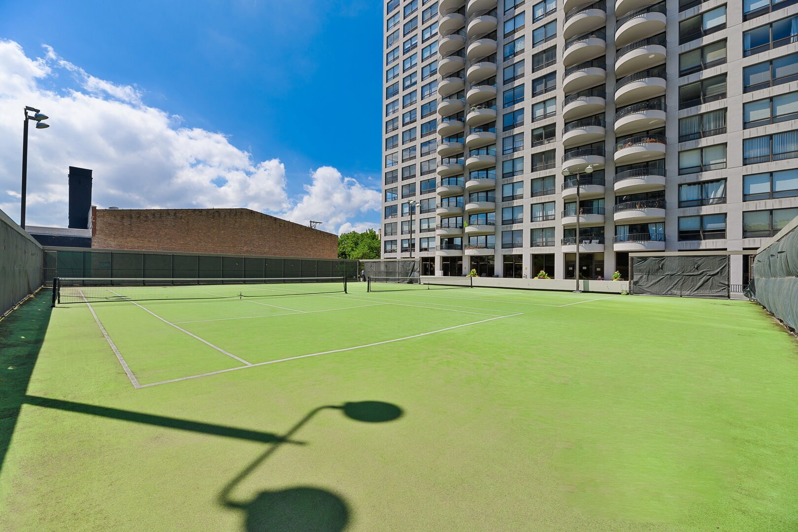 Building Photo - 2020 N Lincoln Park W