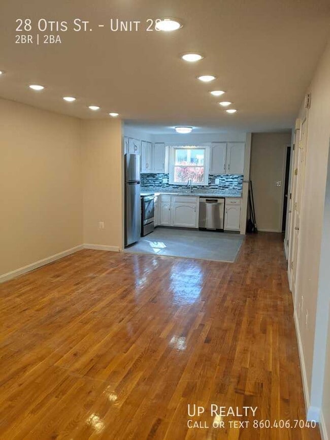 Building Photo - 28 Otis St