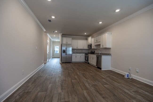 Building Photo - 4 bedroom at the Reserve in Daphne