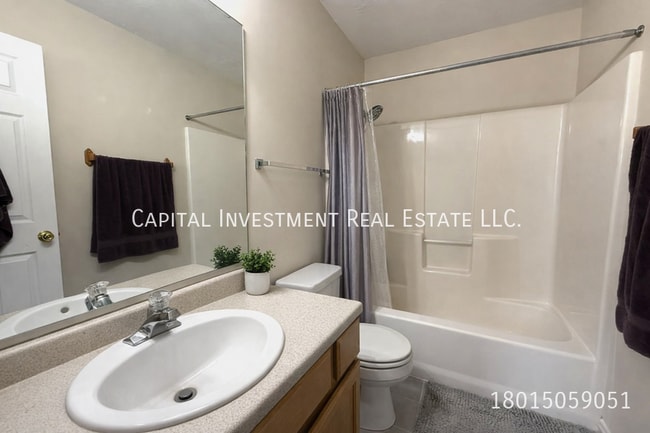 Building Photo - 6901 Florentine Way