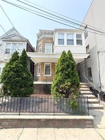 Building Photo - 187 WEGMAN Pky