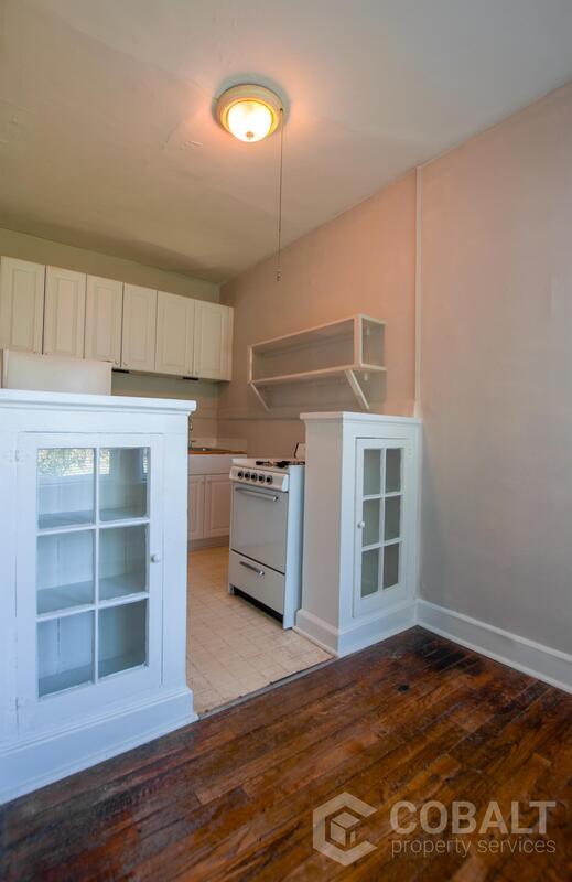 Building Photo - 678 Somerset Terrace NE