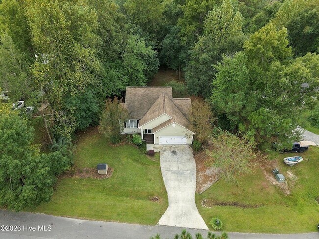 Building Photo - 118 Rolling Hill Dr