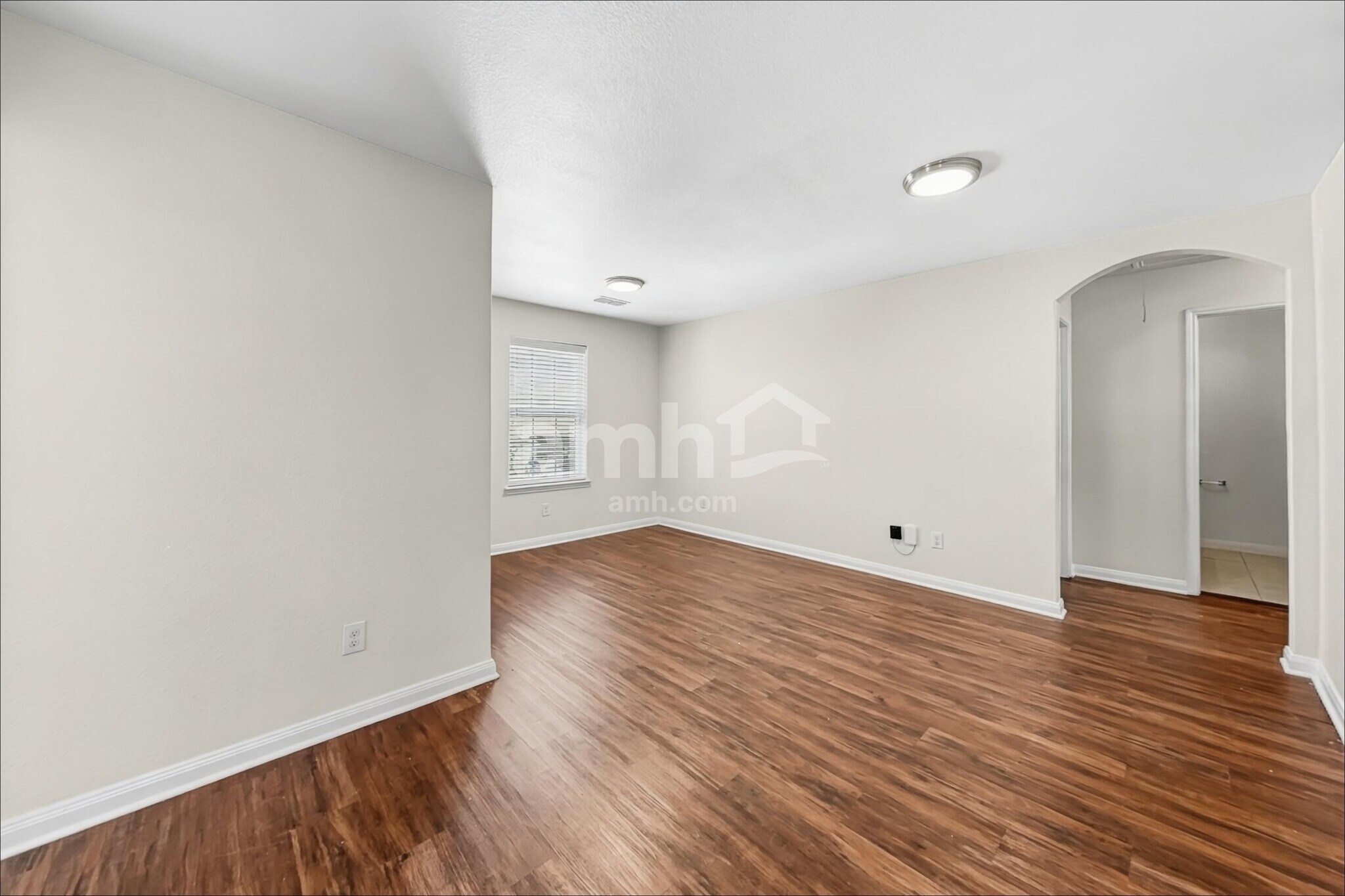 Building Photo - 8960 Blackhaw St
