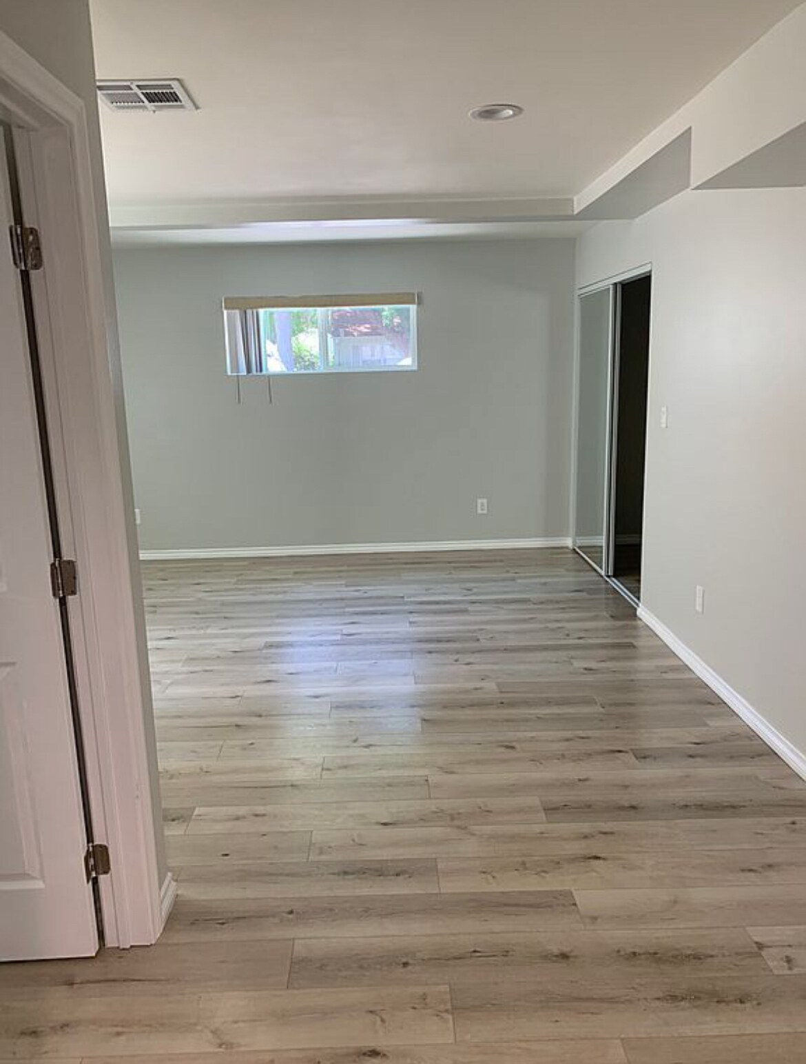 Building Photo - 7104 Yarmouth Ave