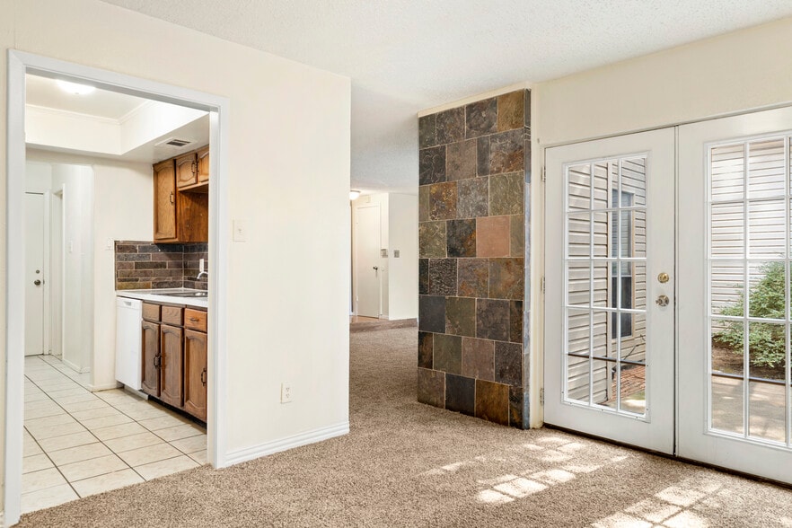 Building Photo - 421 San Mateo Dr