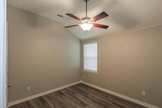 Building Photo - 1509 Nighthawk Dr