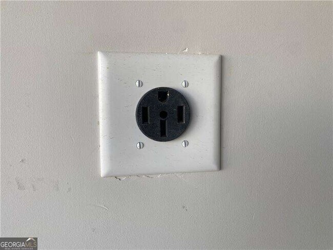 Building Photo - 284 Whitetail Cir