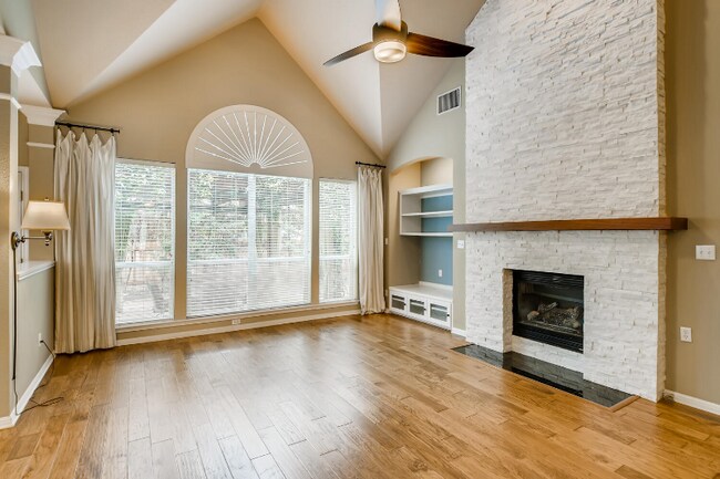 Building Photo - 1606 Buttercup Creek Blvd