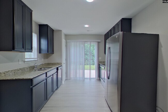 Building Photo - 344 Longfellows Ln