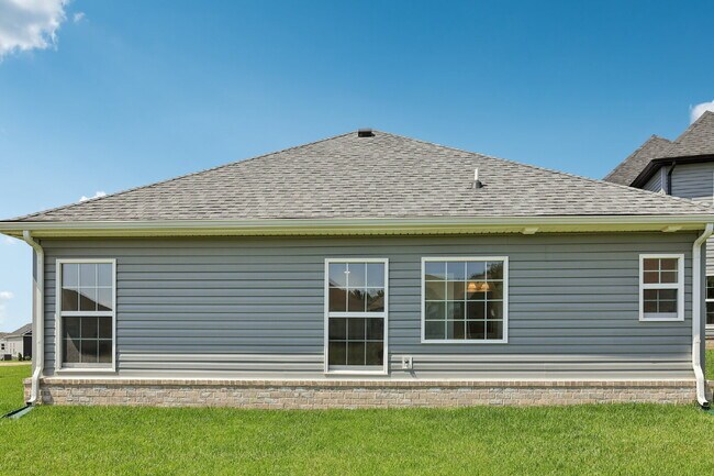 Building Photo - 383 Kingland Ln