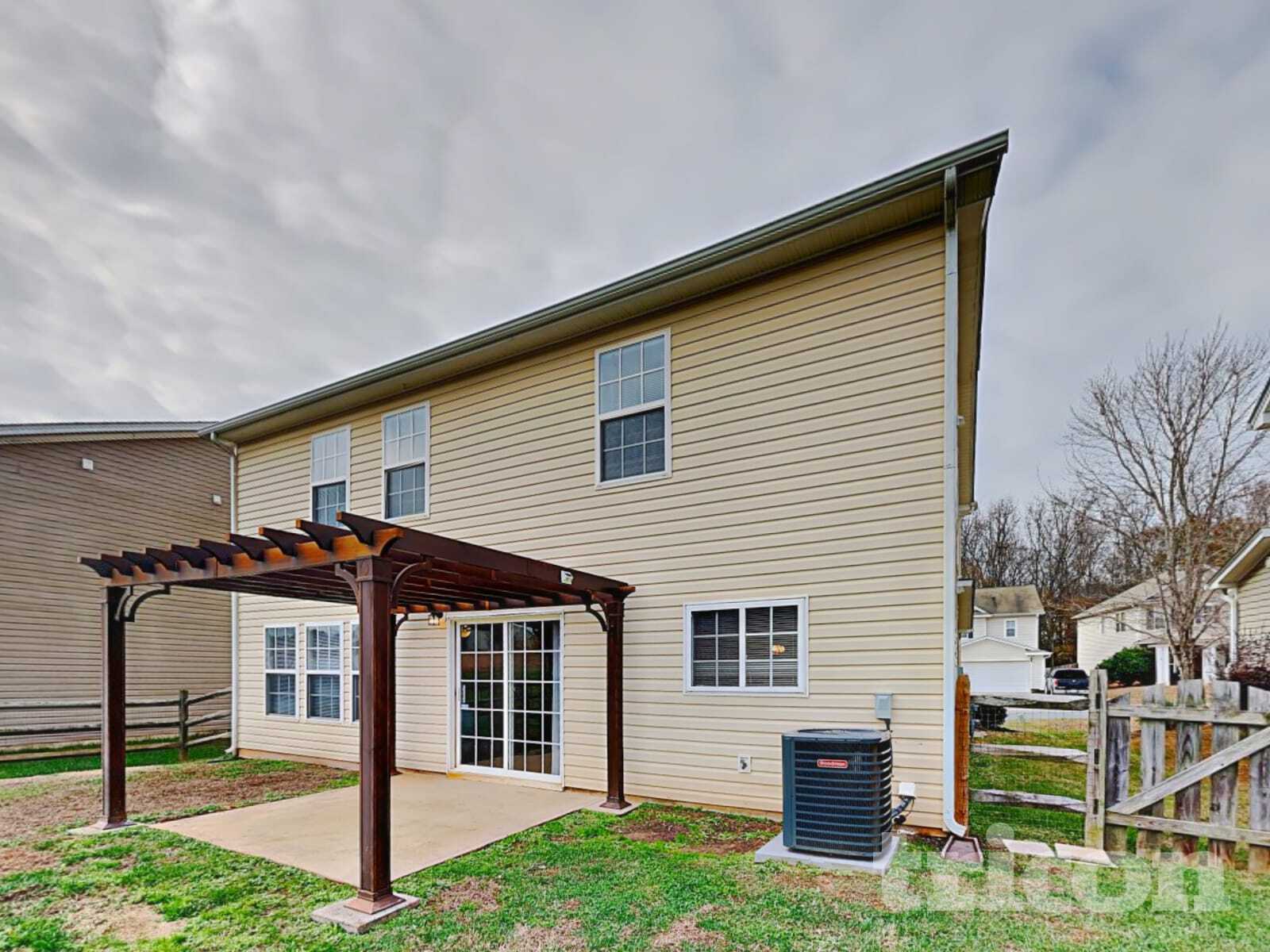Building Photo - 4355 Stone Mountain Dr