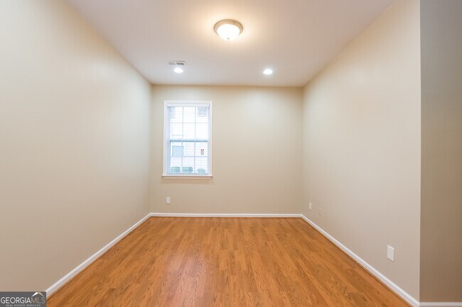 Building Photo - 2912 Brookford Ln SW