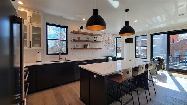 Building Photo - Station House Suite B is a stunning 2 bedr...