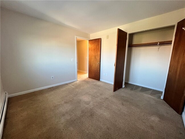 Building Photo - 70 Carroll Ave