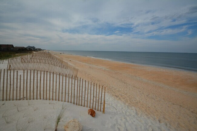 Building Photo - 62 Moody Dr