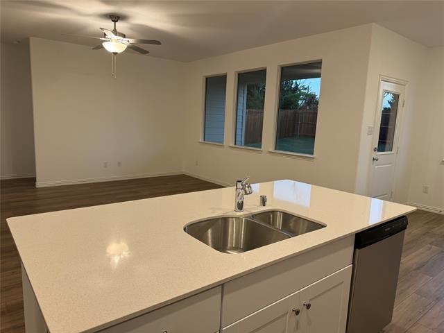 Building Photo - 143 Jenkinson Dr