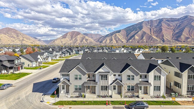 Building Photo - *No Security Deposit Required Upfront for 6 Months!  2024 Townhome. Move In Special!