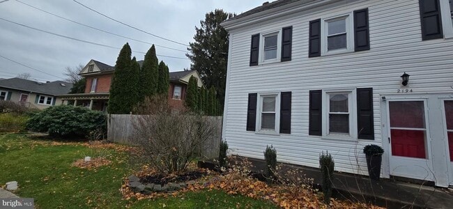 Building Photo - 2194 Spinnerstown Rd